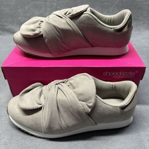 Shoedazzle Sneakers, Gabby, Grey, 9.5 Designer Gray Sneaker‎ New With Box